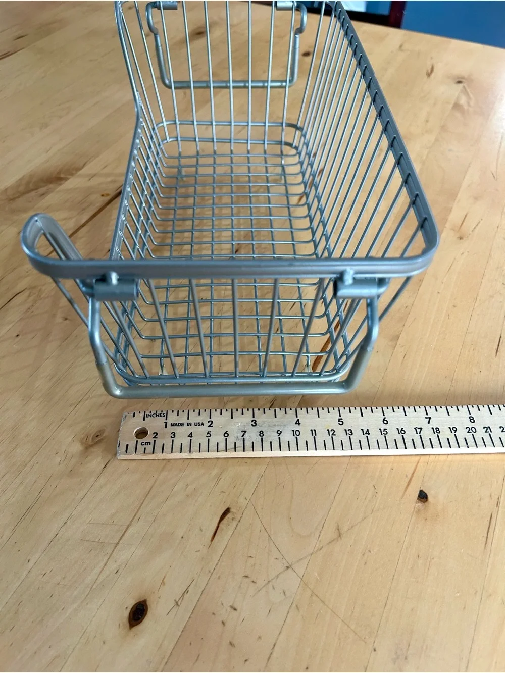 Silver Metal Wire Storage Basket Expandable Handles Organizer 14x6x5
